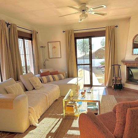 Villa Los Naranjos Sayalonga Εξωτερικό φωτογραφία