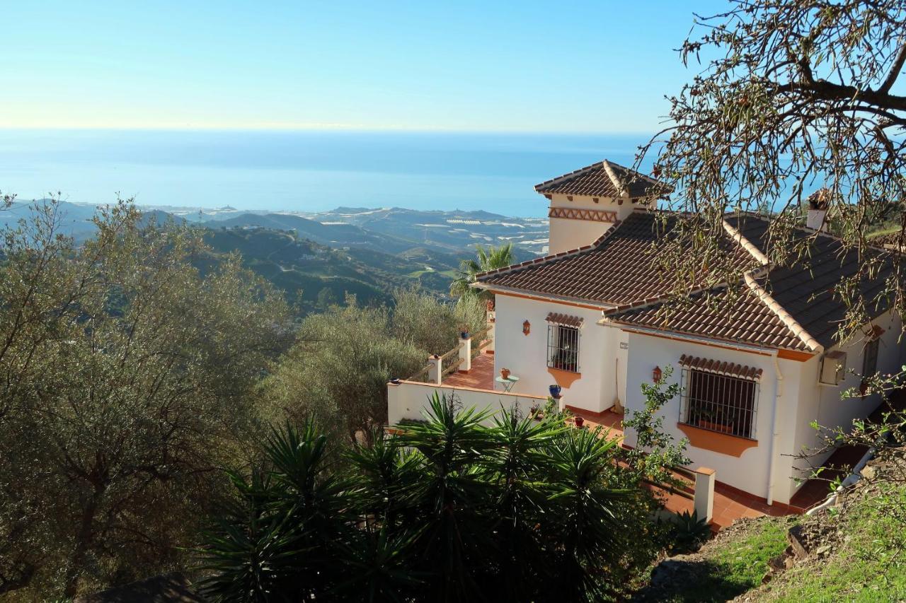 Villa Los Naranjos Sayalonga Εξωτερικό φωτογραφία