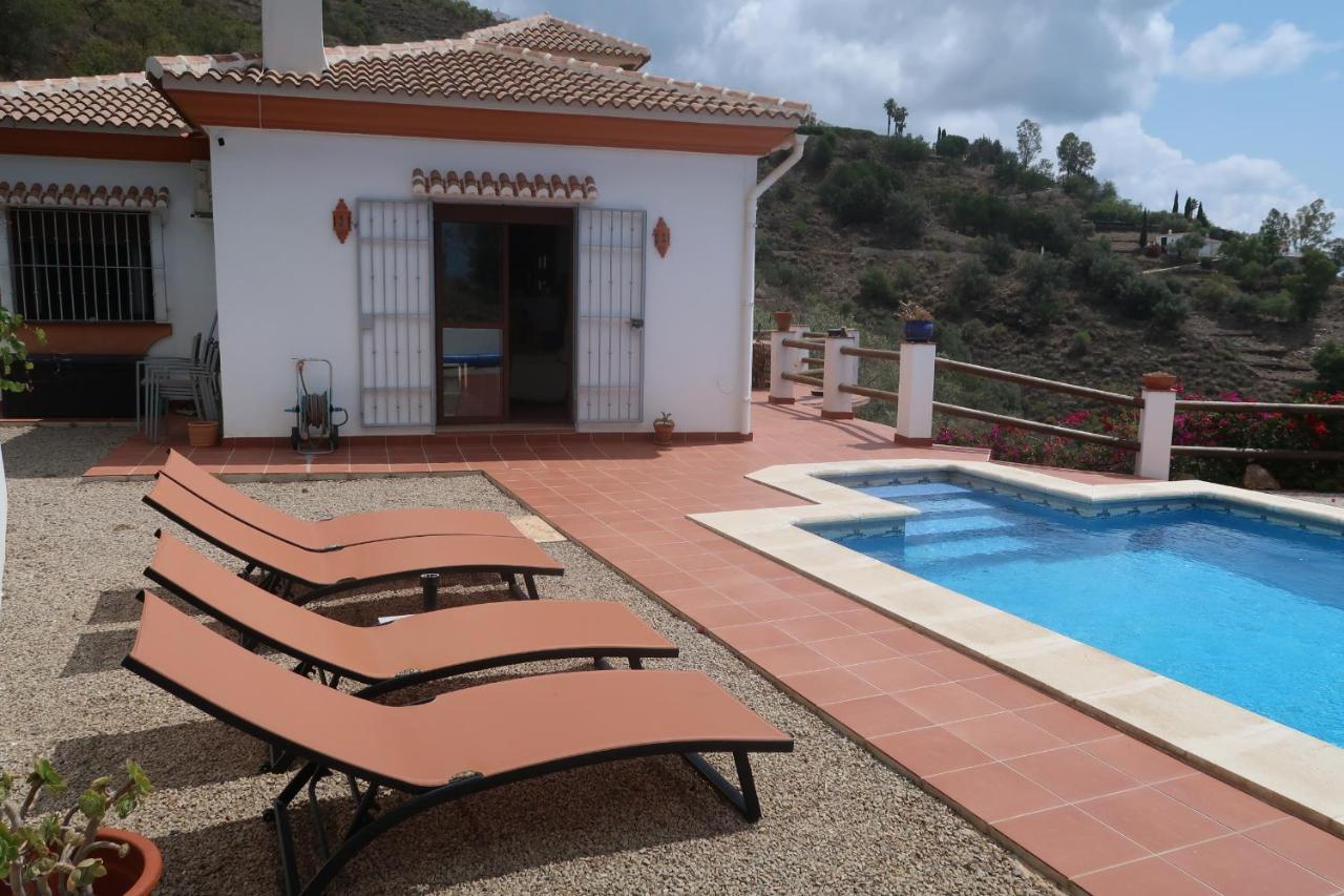Villa Los Naranjos Sayalonga Εξωτερικό φωτογραφία