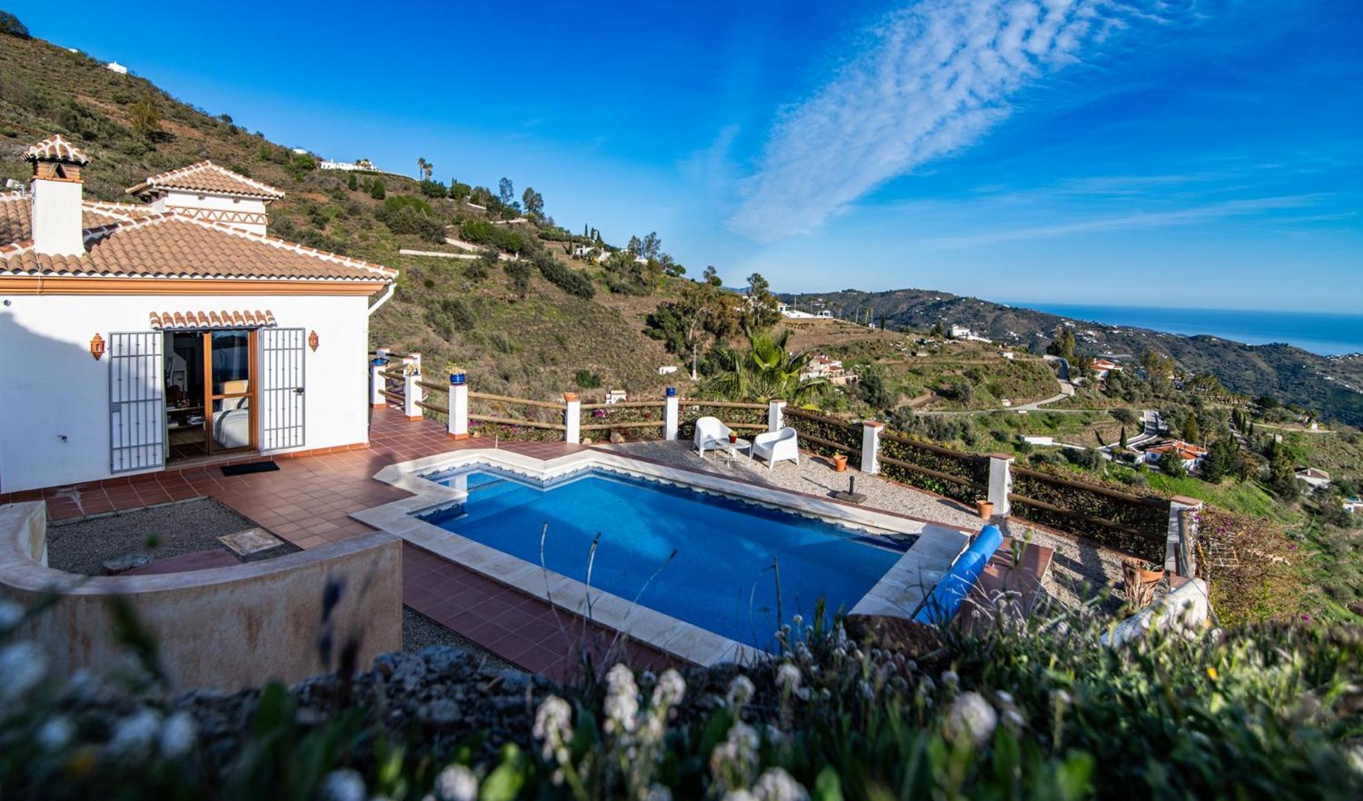 Villa Los Naranjos Sayalonga Εξωτερικό φωτογραφία